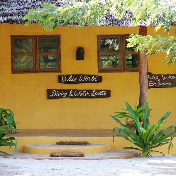 Kinasi Lodge