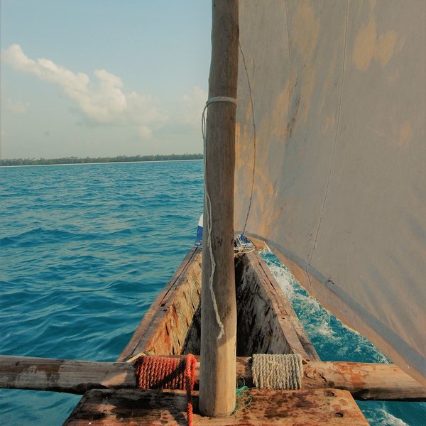 ... on a traditional ngalawa sailing boat ...