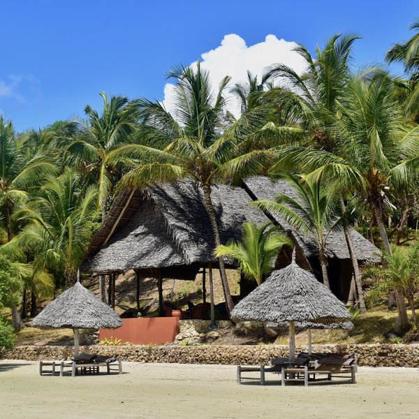 Pole Pole, meaning ‘Slowly’ is a pretty little lodge with a quiet section of beach.