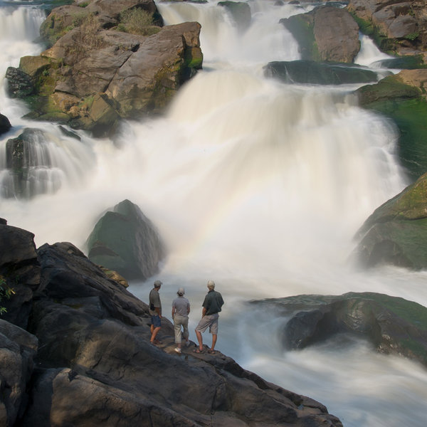 ... and picturesque Kapichira Falls.