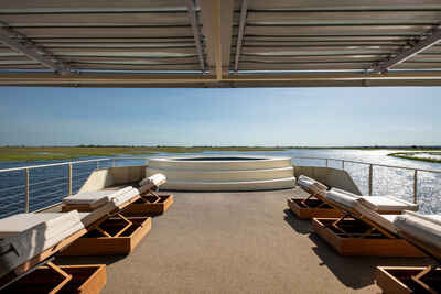 Zambezi Queen