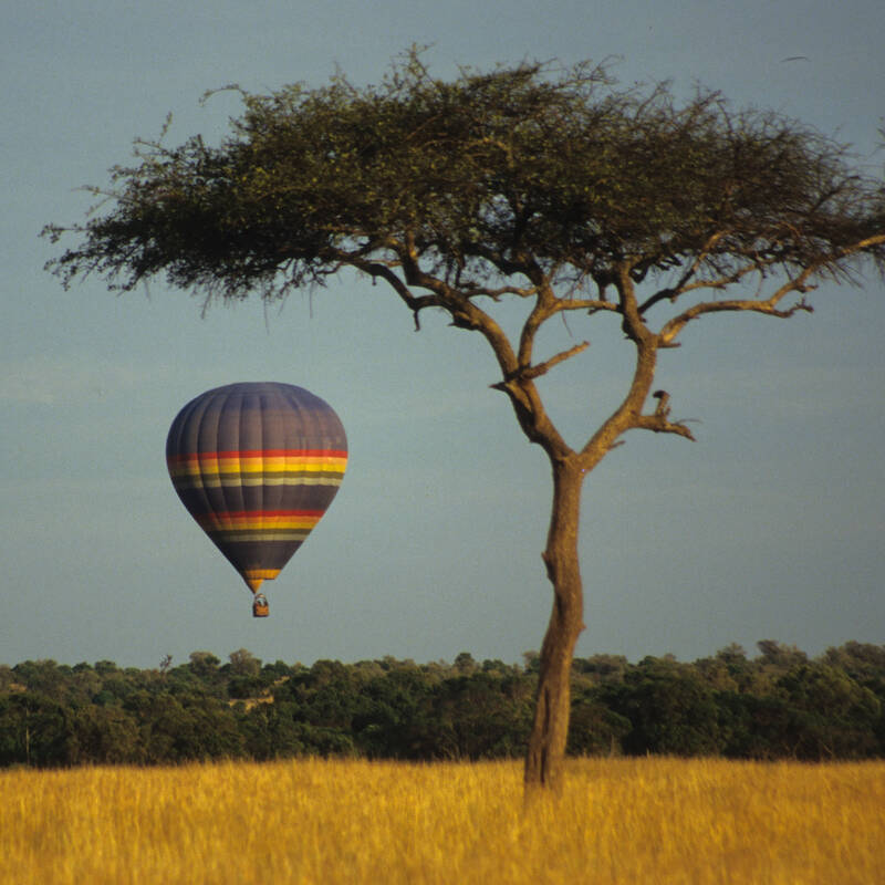 Balloon flight over the Mara