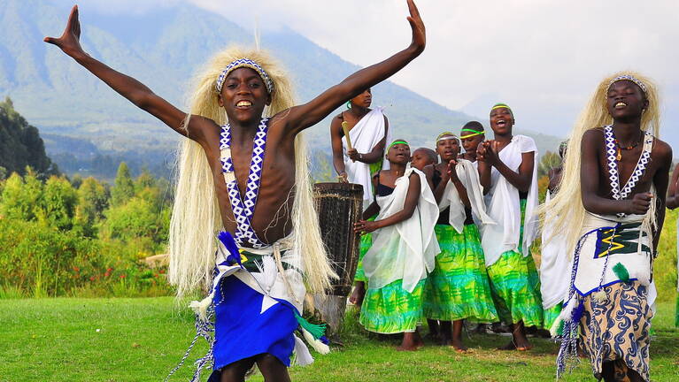 Mountain Gorilla Safari: flights & prices
