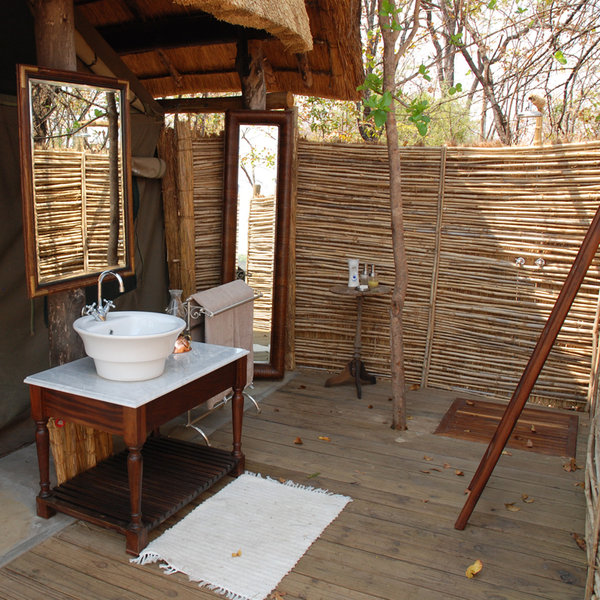 … second wash basin…