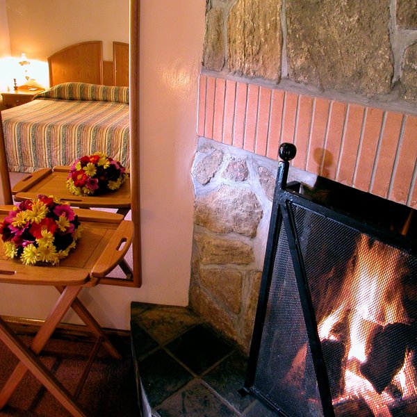 ... and present a cosy fireplace for colder nights.