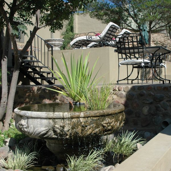 Various outside areas offer somewhere to relax after a long flight or time spent sight seeing.