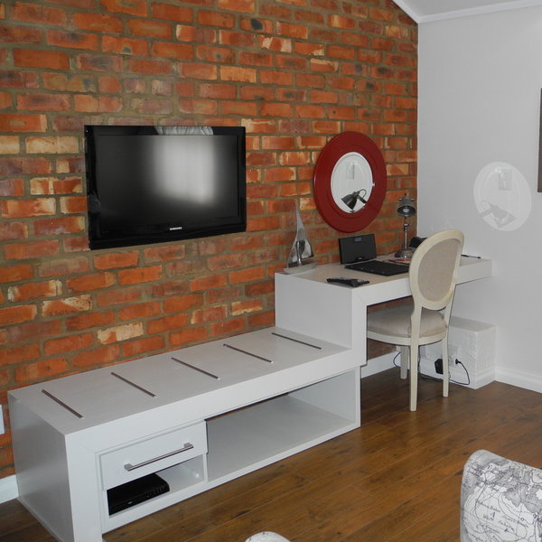 ...standard suites...