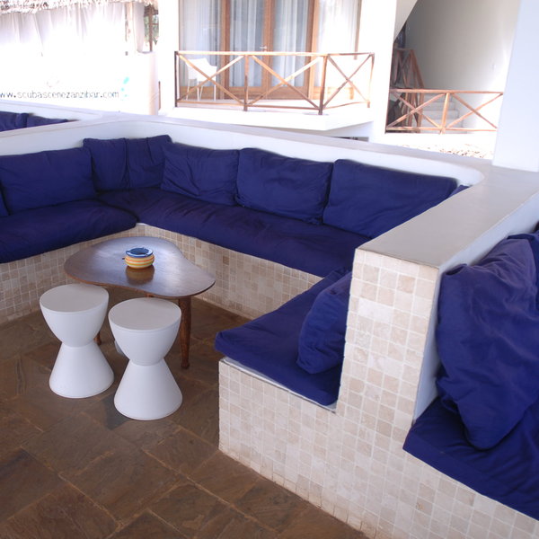 …make for a buzzing atmosphere in the evenings.