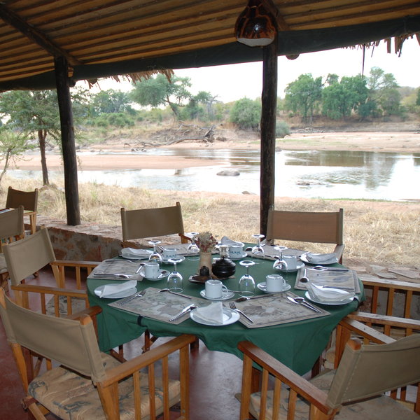 Ruaha River Lodge