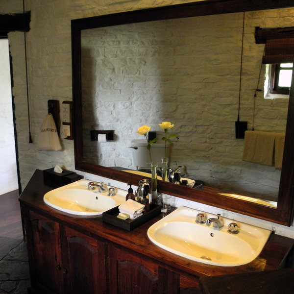...with an en-suite bathroom.