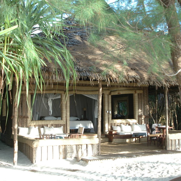 Mnemba Island Lodge