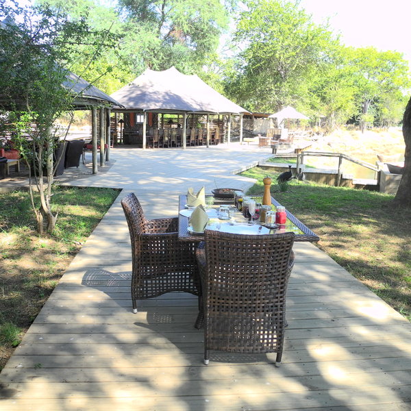 Ruckomechi Camp