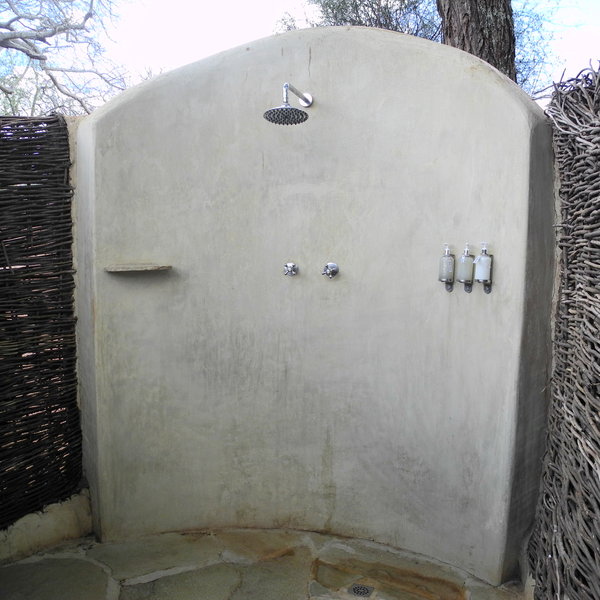 ....as well as an outdoor open air shower.