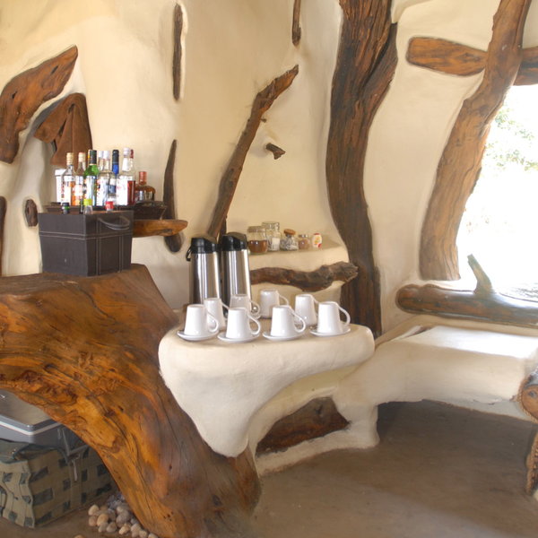 The kitchen and bar are always open - drinks are included here.