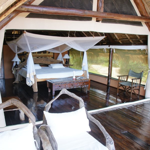 …and white cotton. They always feel cool. This is one of three rooms called 'Private Galdessa'…