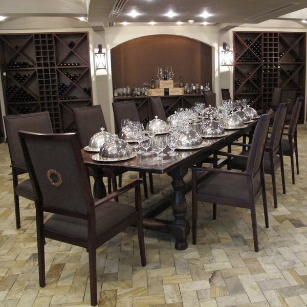 Dinner can also be enjoyed in the wine cellar, along with a bottle of wine.