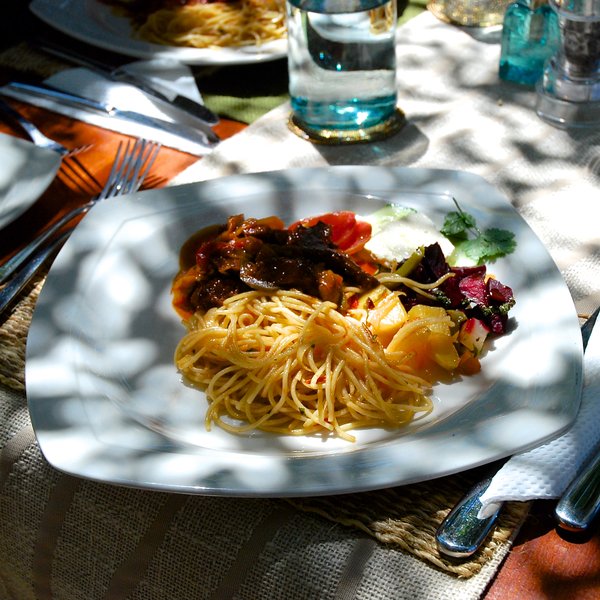 Dining is informal, but the appetising meals are based around excellent, often organic, ingredients.