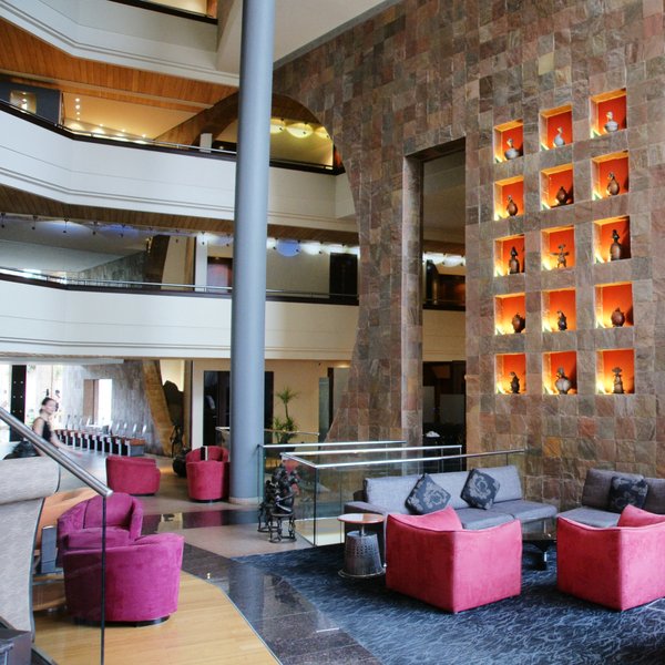 …into the impressive atrium…