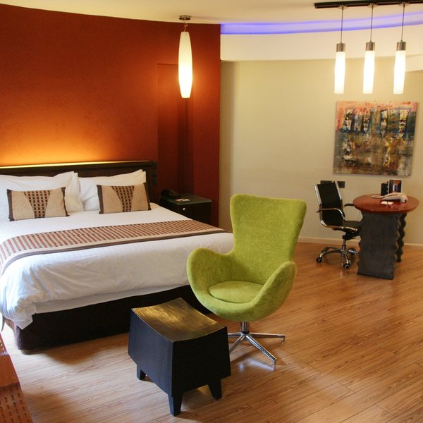 We think the deluxe rooms – if you can get one – are a significant cut above…
