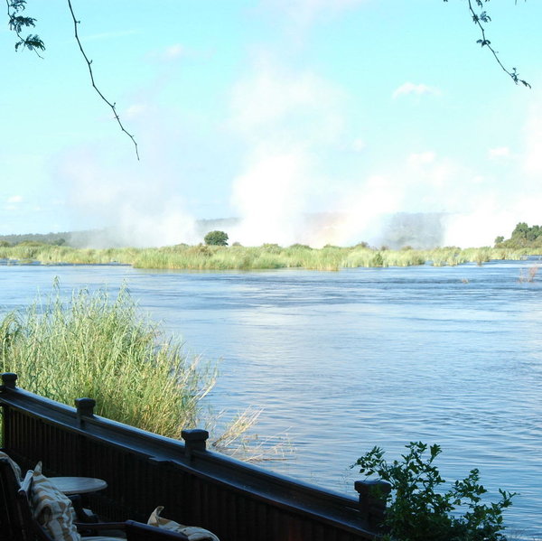 … you can still see the spray of the waterfalls in the distance.