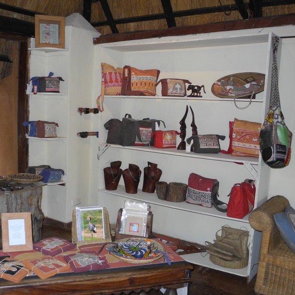 Kapani Lodge
