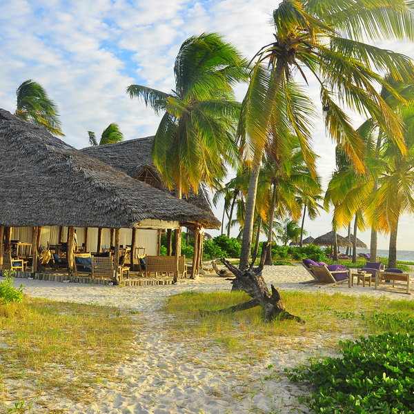 Fanjove Island Lodge