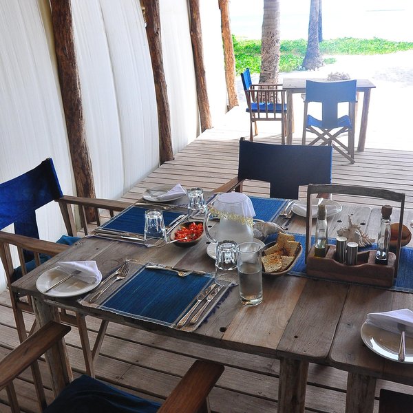 Fanjove Island Lodge