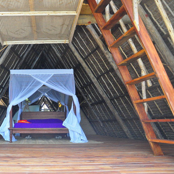 Fanjove Island Lodge