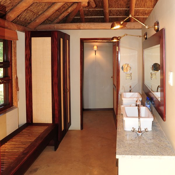 Kwandwe Great Fish River Lodge