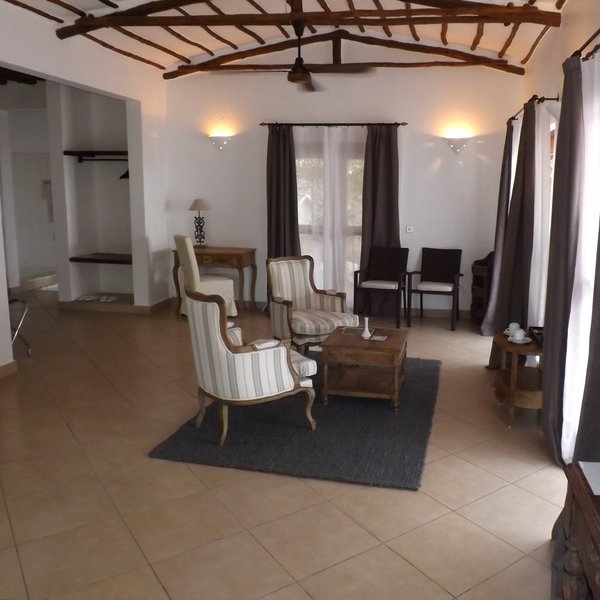 Kono Kono Beach Villas