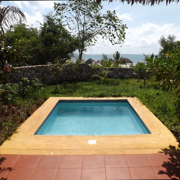 Kono Kono Beach Villas