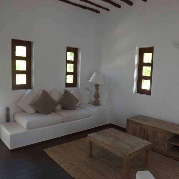 Kono Kono Beach Villas