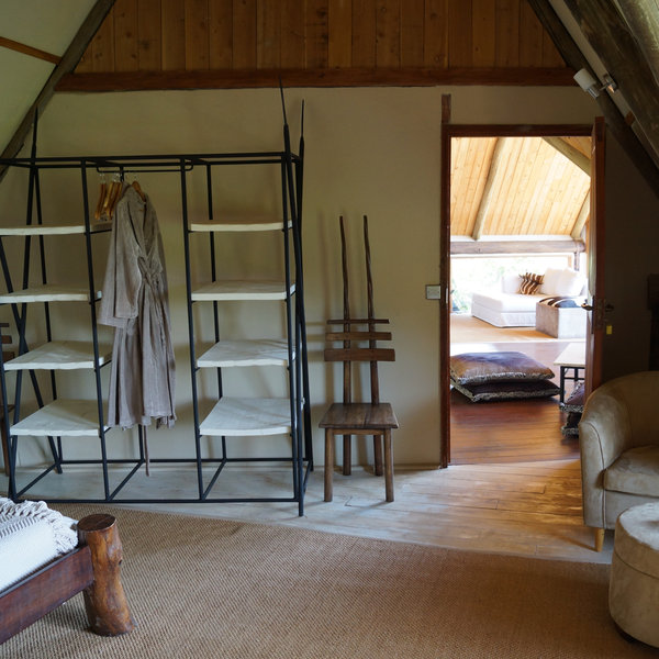 A third bedroom upstairs leads off the main lounge.