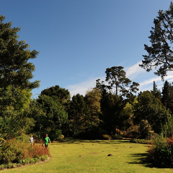 Hunters Country House