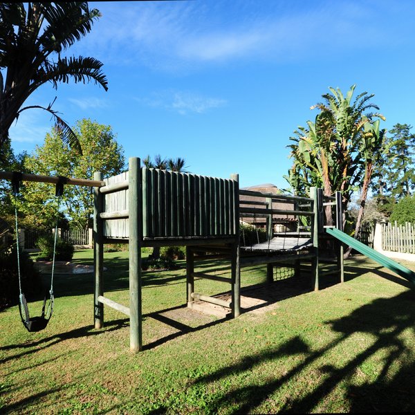 Hunters Country House
