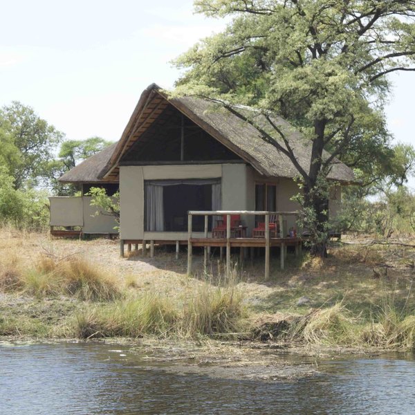 ...and its 8 tented chalets are spread out along the river bank.