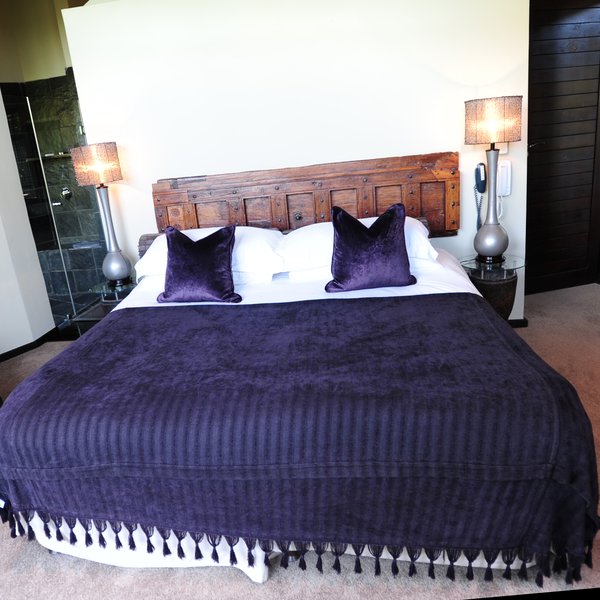 They have two en-suite bedrooms ...