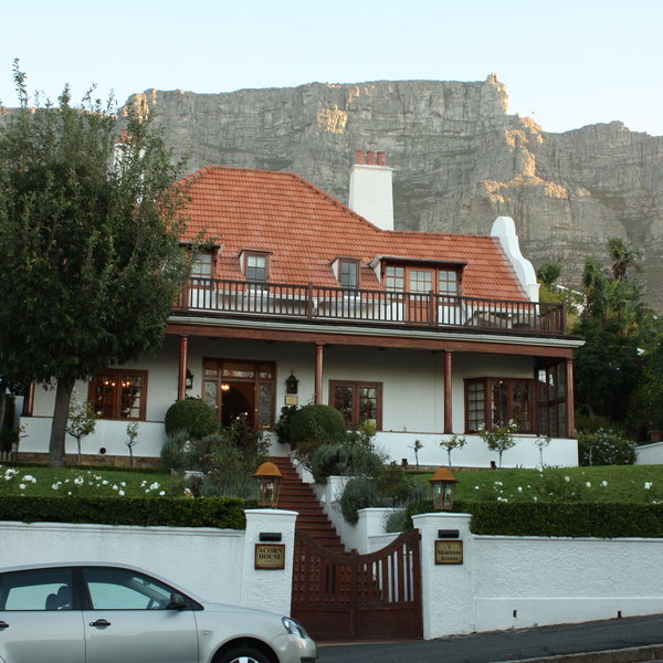 with views of the world famous mountain behind.