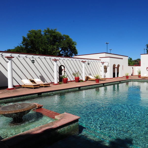 Victoria Falls Hotel