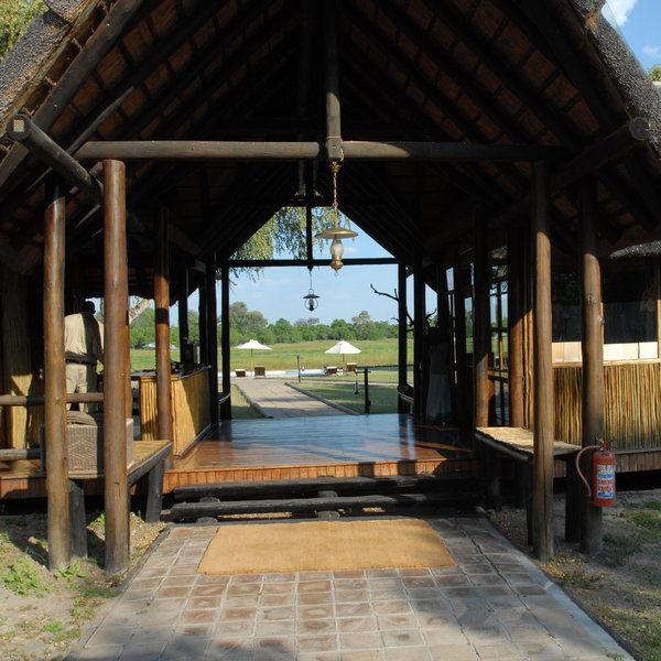 Khwai River Lodge
