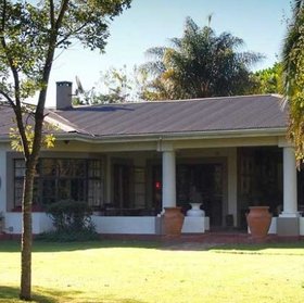 Armadale Lodge is set amongst lush gardens in the northern suburbs of Harare...