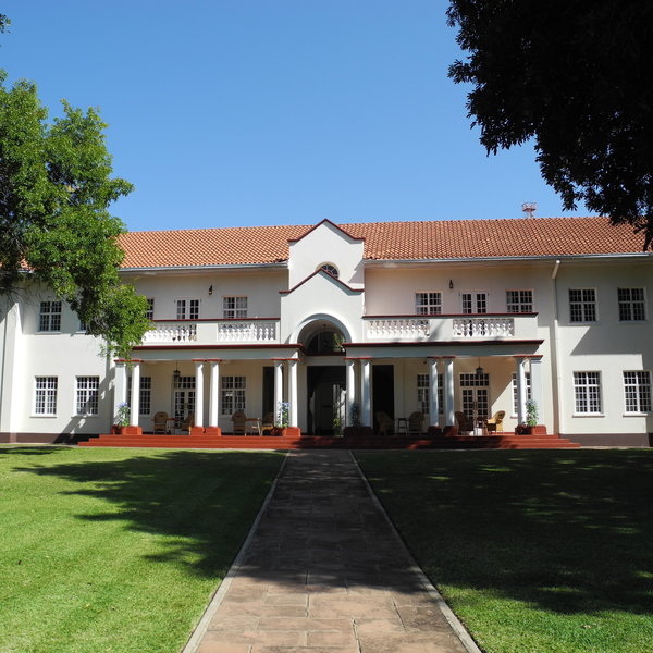 Victoria Falls Hotel