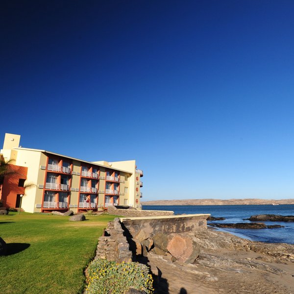 Nest Hotel