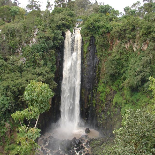The falls themselves can be quite dramatic in the rainy season.