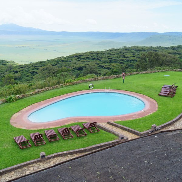 ...and there is a pool, which sits right on the edge of the Crater.