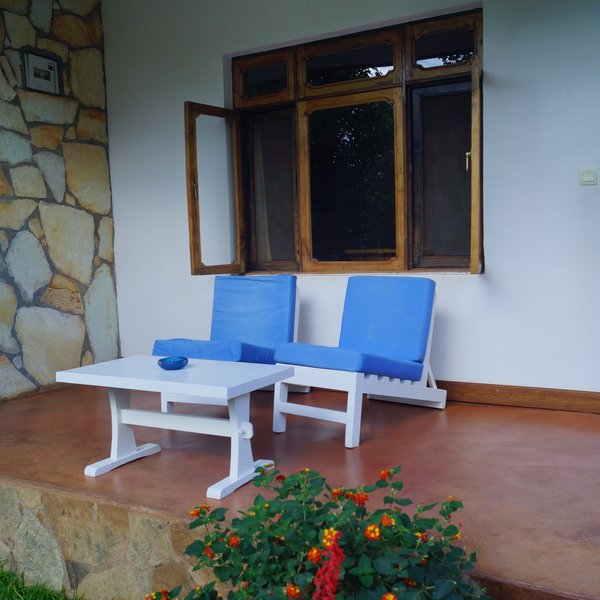 … with a little private veranda, …