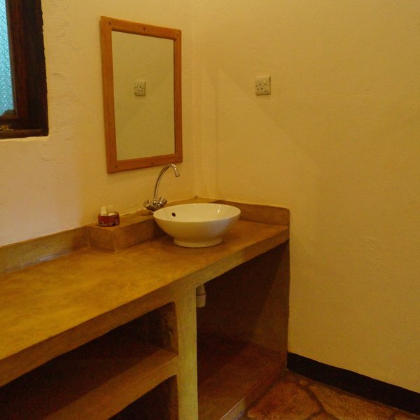 All bungalows have an en-suite bathroom with …
