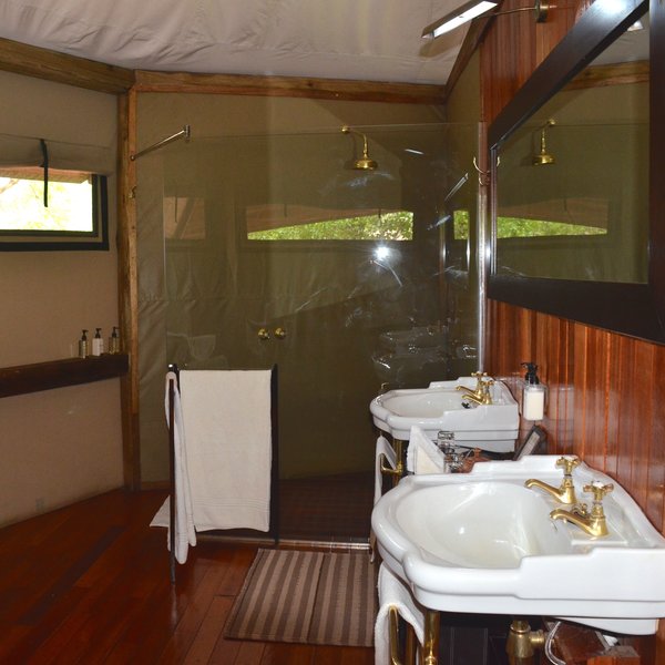 ...and contemporary en-suite bathroom.