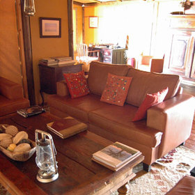 ... with a spacious lounge...