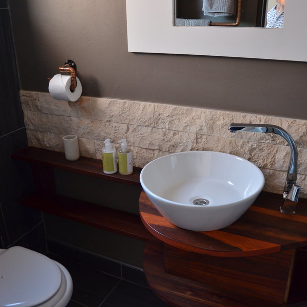 Kalahari Anib Lodge